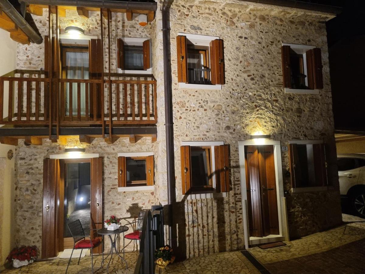 Giulietta E Romeo Villa Pove del Grappa Bagian luar foto